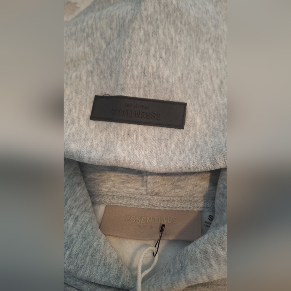 ESSENTIALS HOODIE - Picture 6 of 6